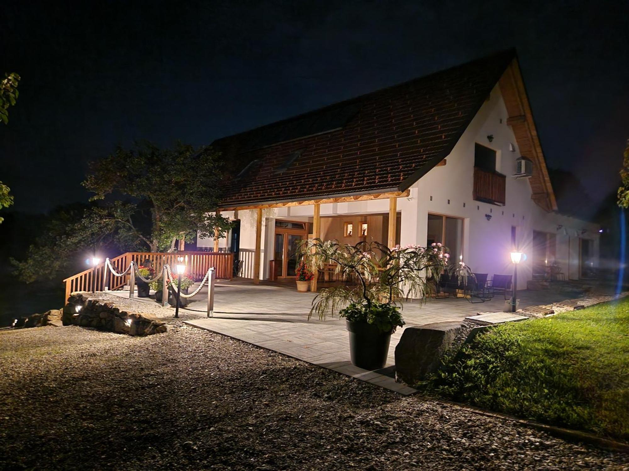Rooms & Wine Lilek Шентиль Экстерьер фото